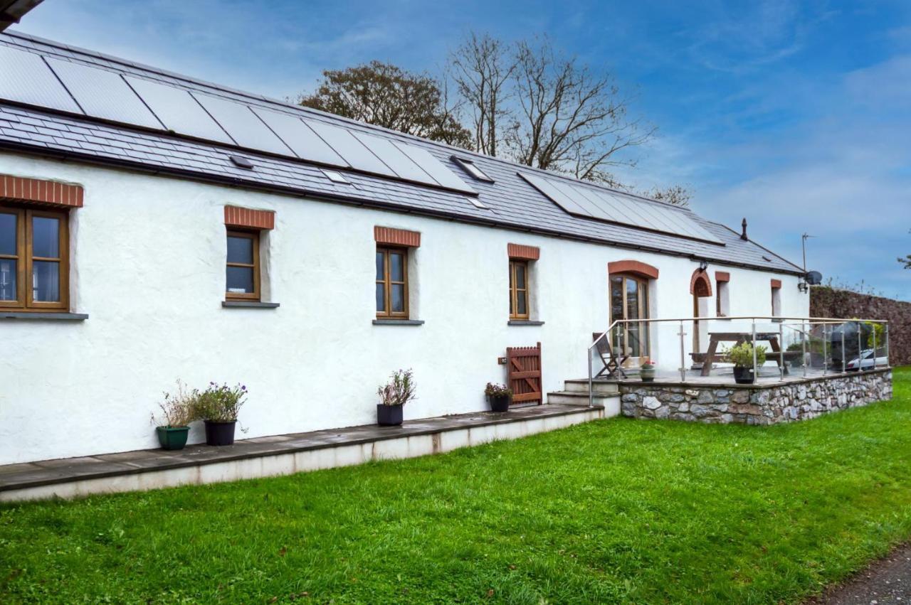 Orchard Cottage - Luxurious Barn Conversion - Beavers Hill Manorbier Exterior photo